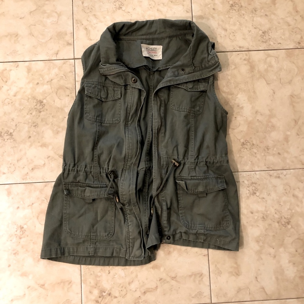 Layering vest/jacket